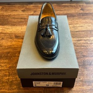 Johnston and Murphy Vauter Tassl Black Shoes